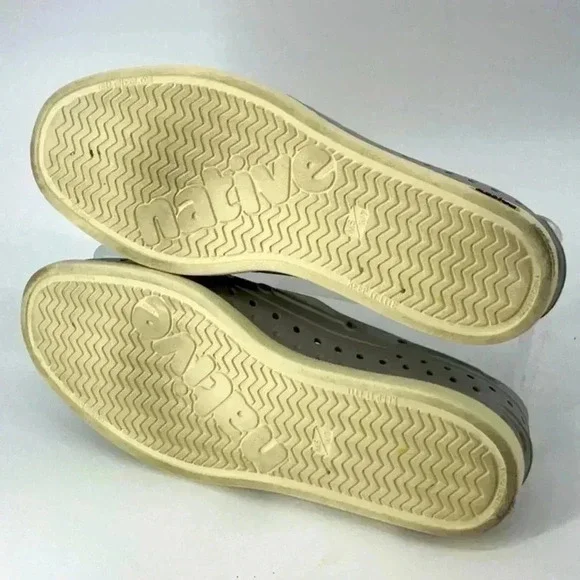 NATIVE  SHOES - Picture 5 of 6